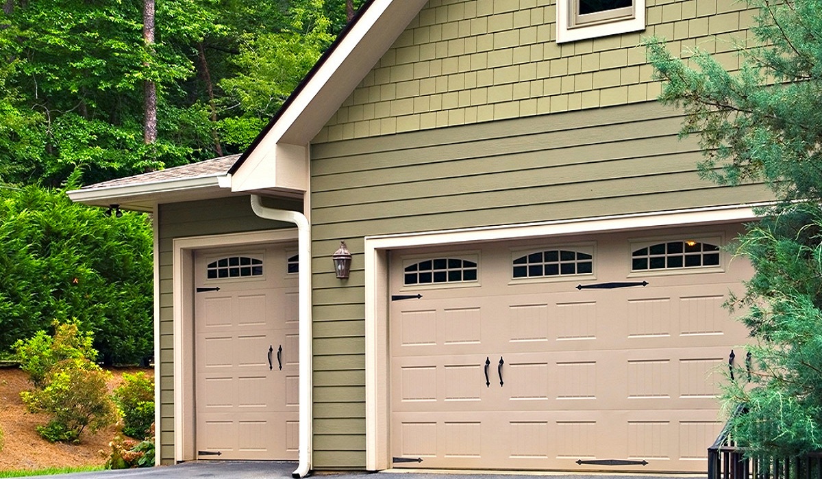 A Full Introduction to Garage Door Components